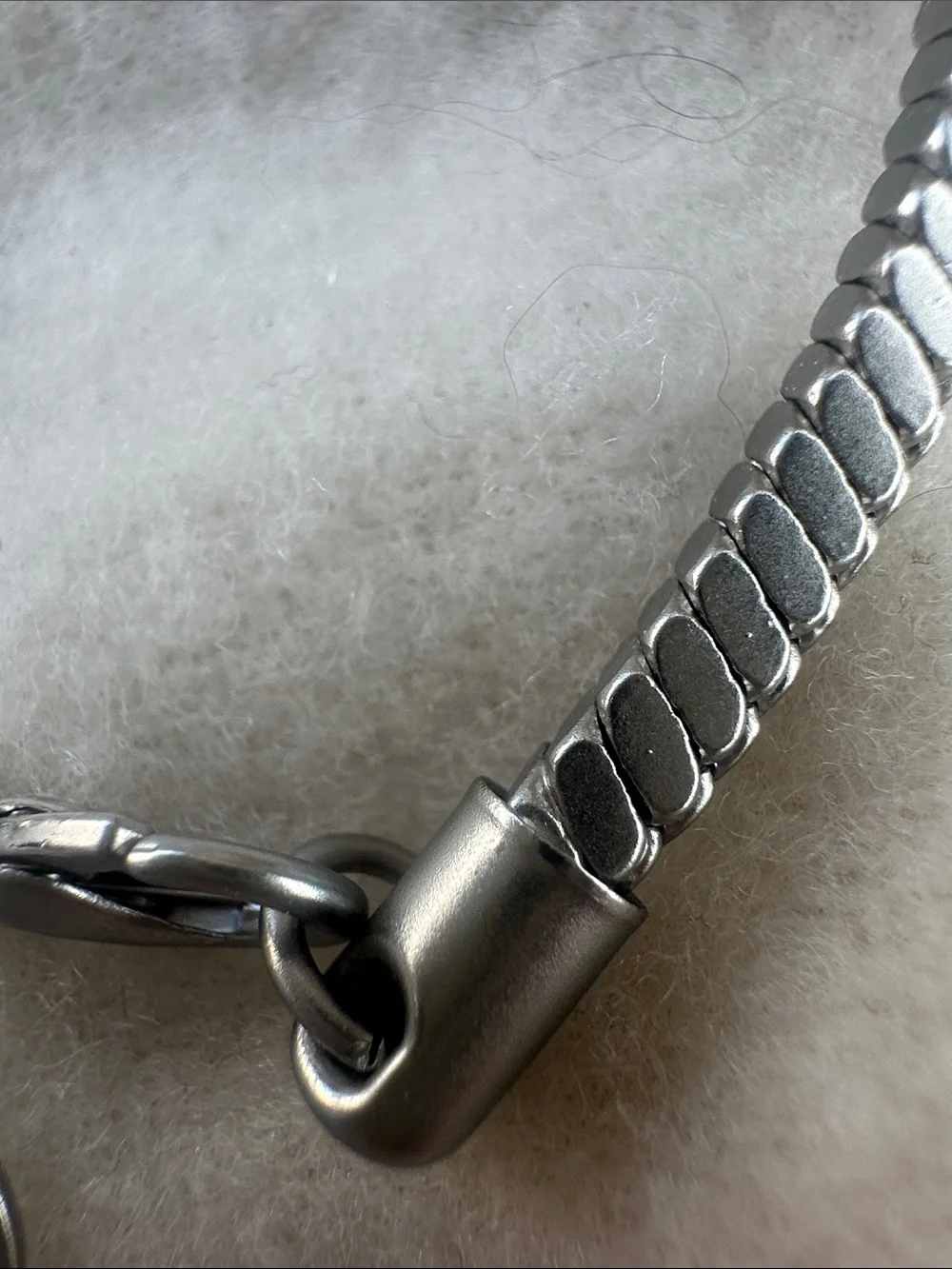Express Modern Essentials New Silver-Tone Herringbone Bracelet with Branded Tag